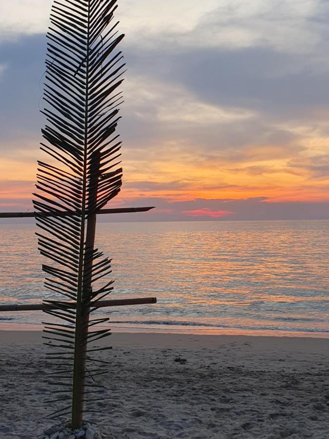 The Mellow Mango Hotel Koh Lanta Exterior photo